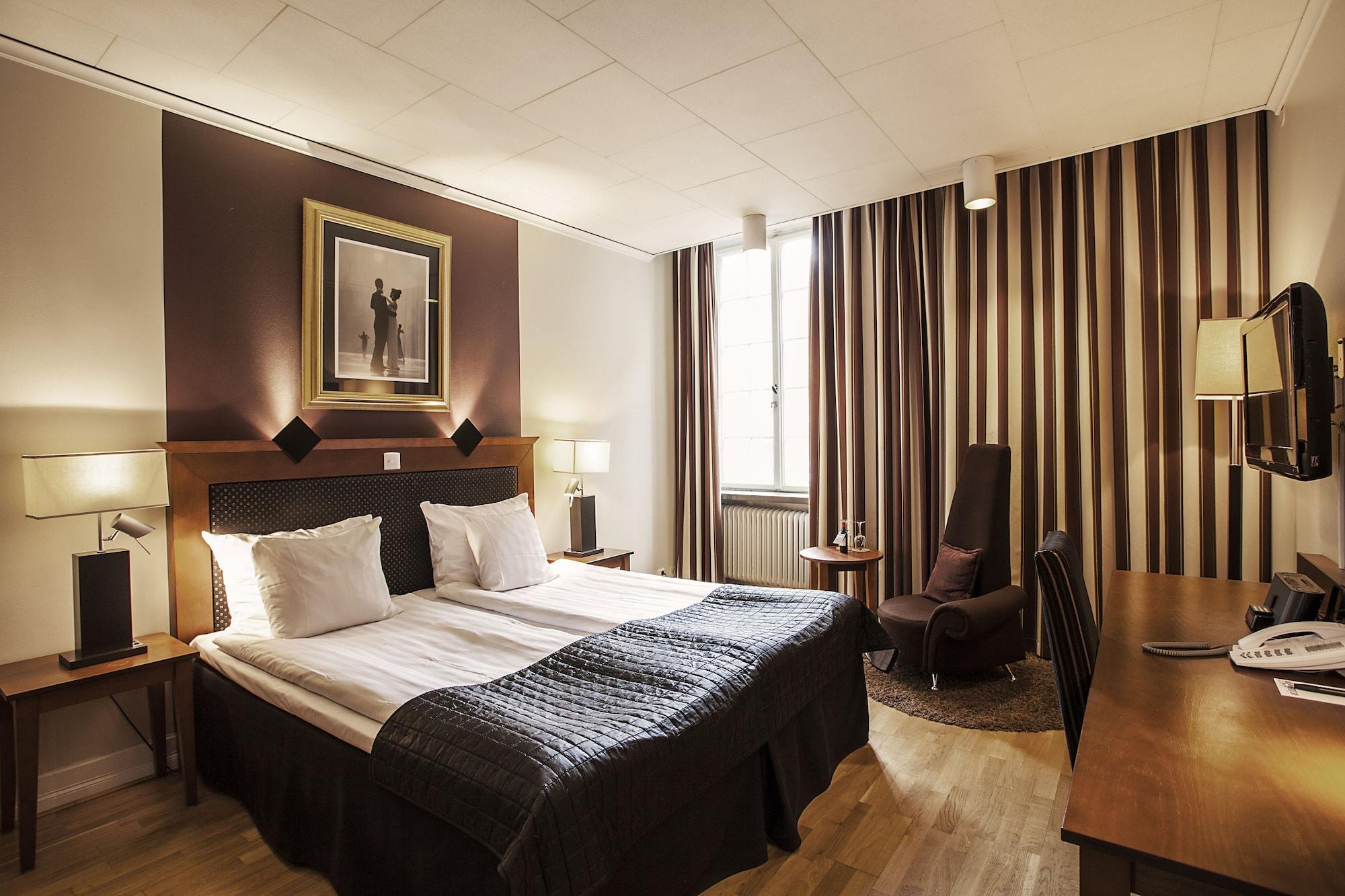 Grand Hotel